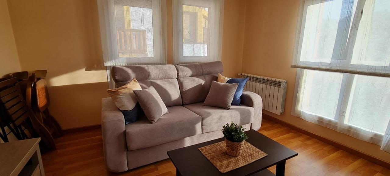 Apartamentos El Pigazu Onís Kültér fotó