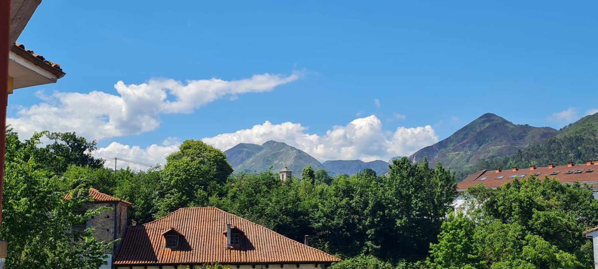 Apartamentos El Pigazu Onís Kültér fotó