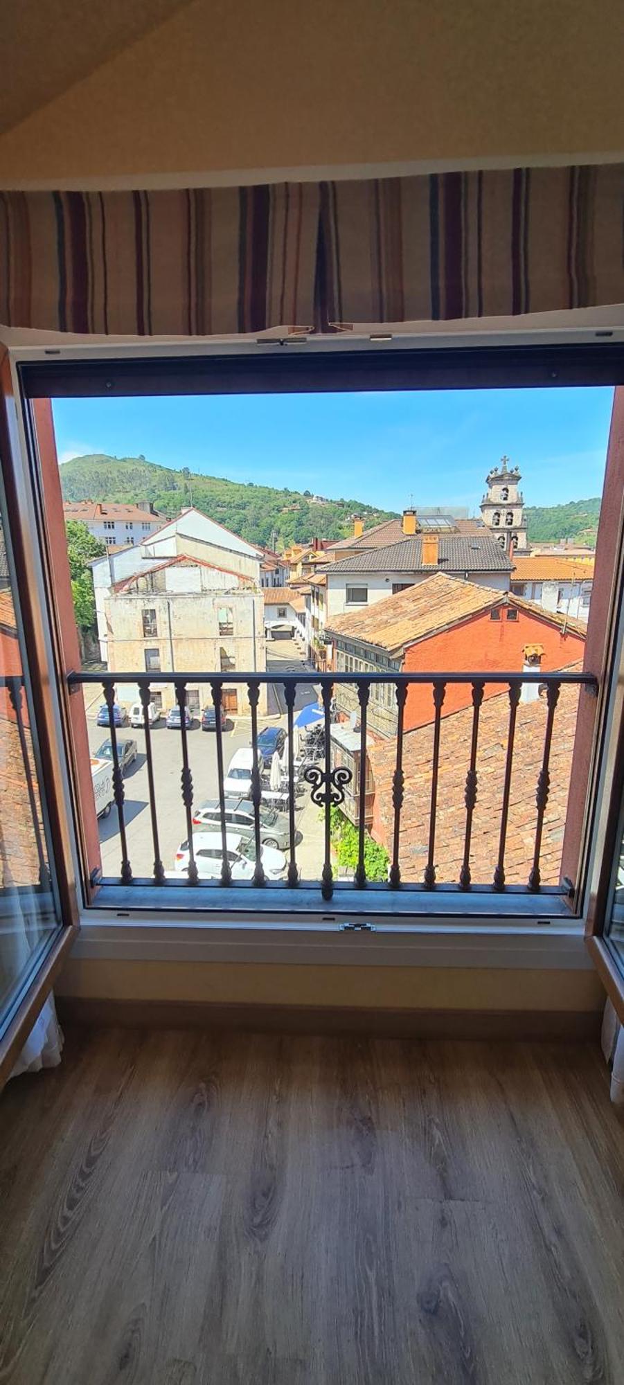Apartamentos El Pigazu Onís Kültér fotó