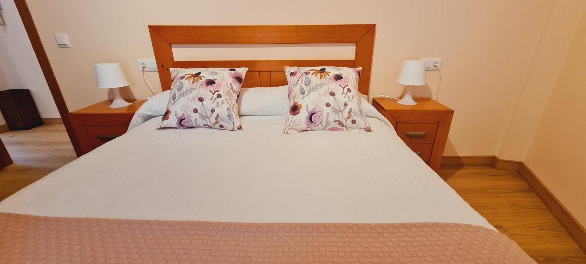 Apartamentos El Pigazu Onís Kültér fotó